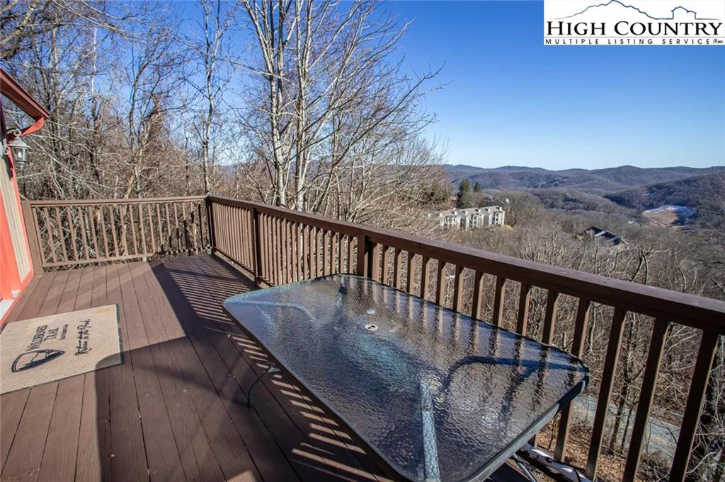Image number 3 for the current listing