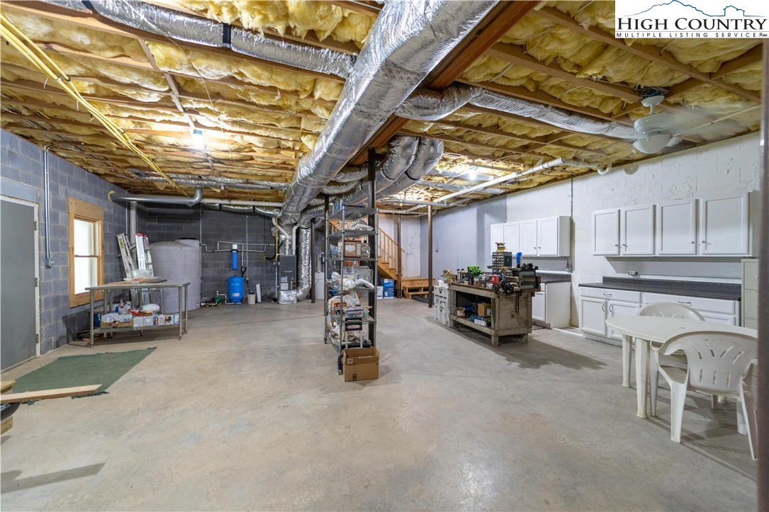 Image number 16 for the current listing