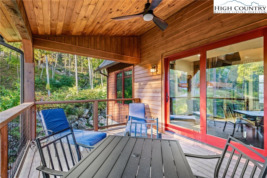 Image number 12 for the current listing