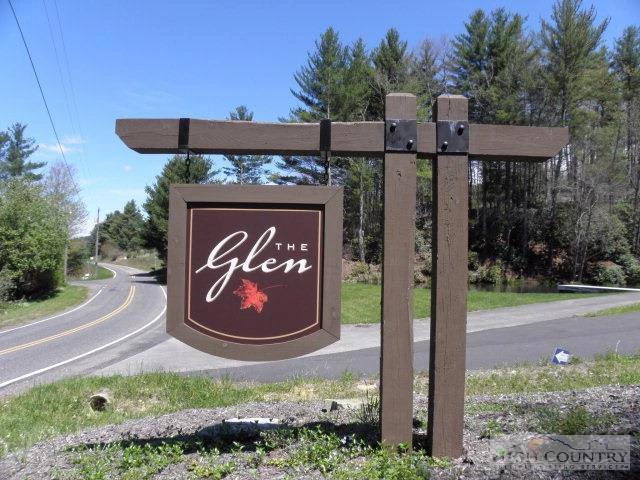 Image number 1 for the current listing
