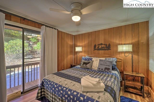 Image number 11 for the current listing