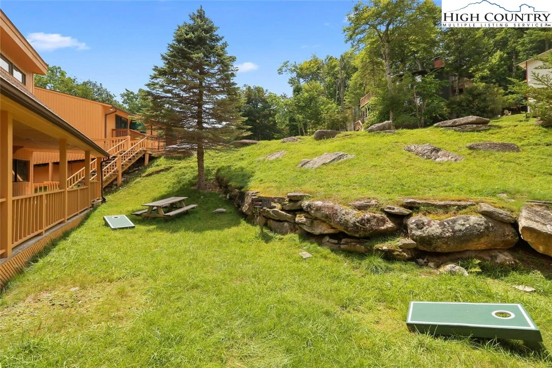 Image number 6 for the current listing