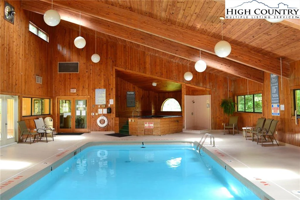 Image number 6 for the current listing