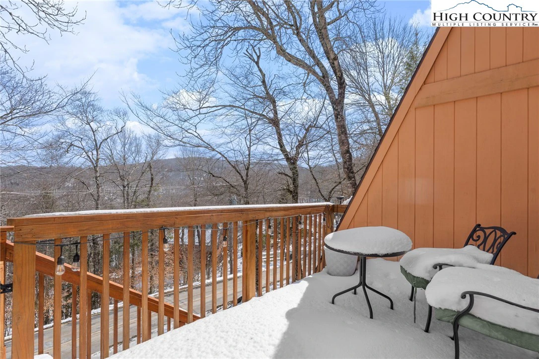 Image number 7 for the current listing