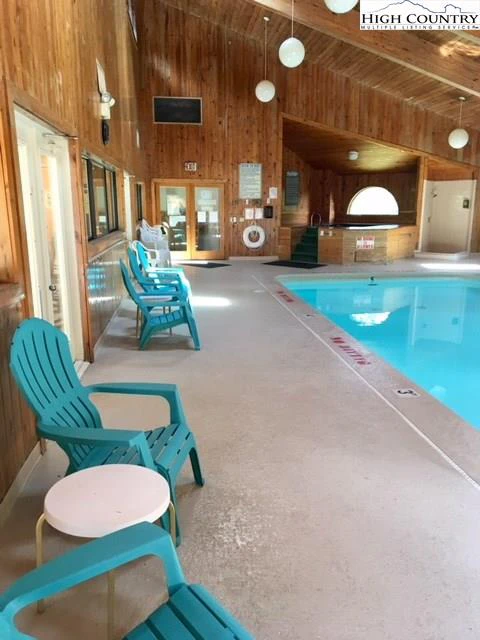 Image number 3 for the current listing