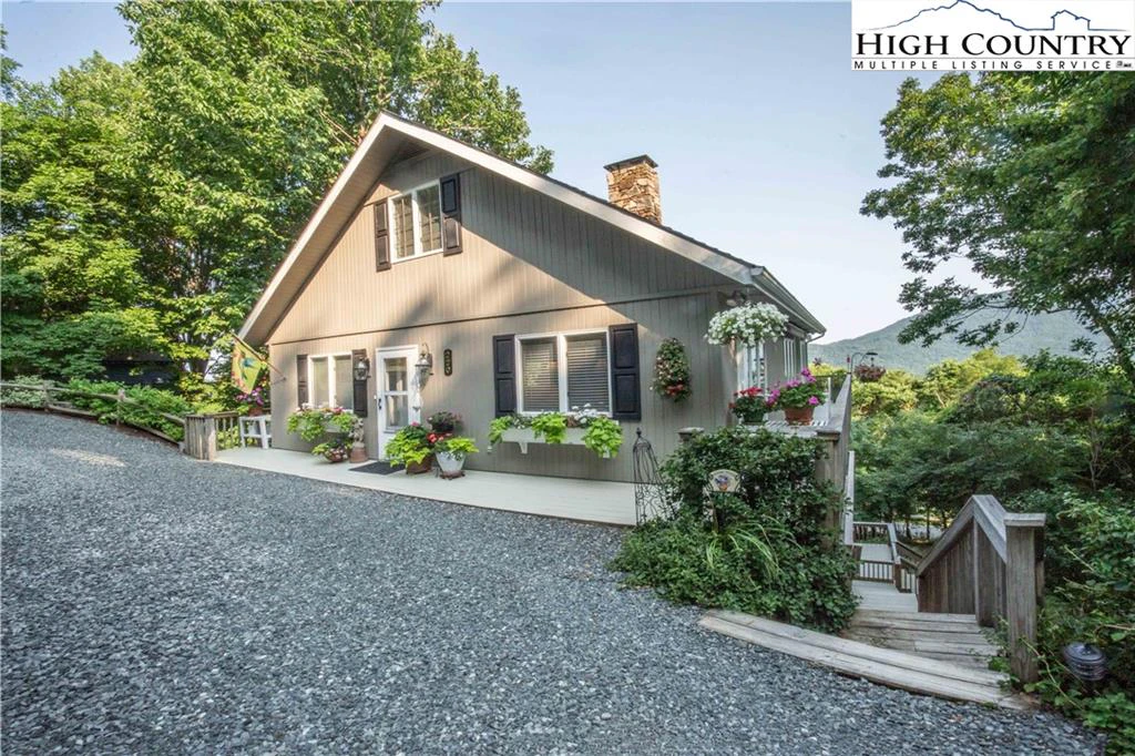 Image number 20 for the current listing