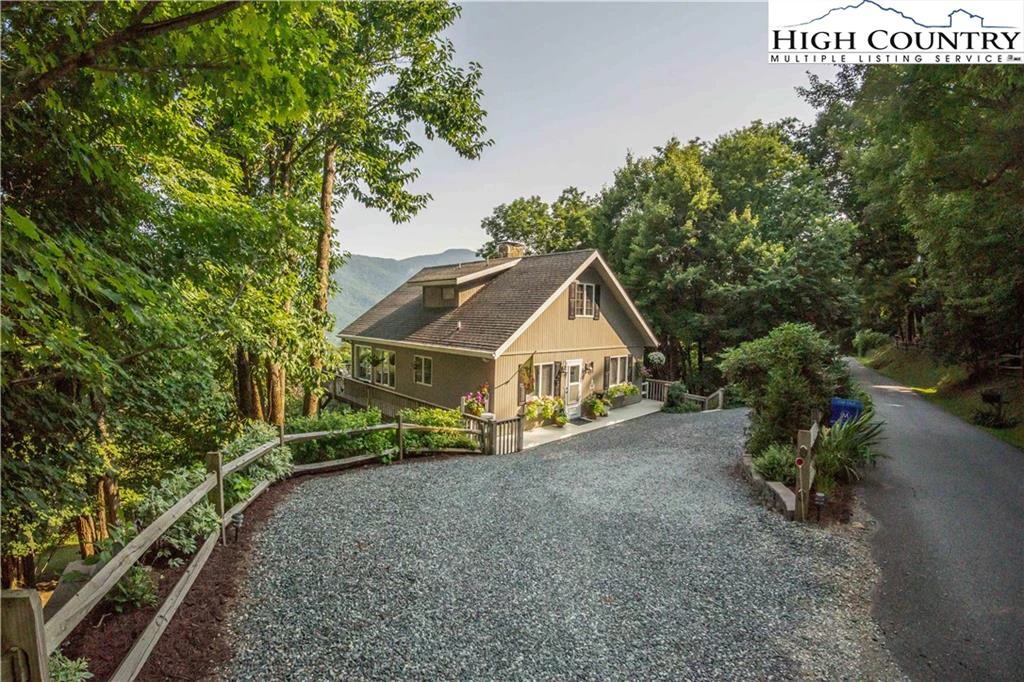 Image number 21 for the current listing