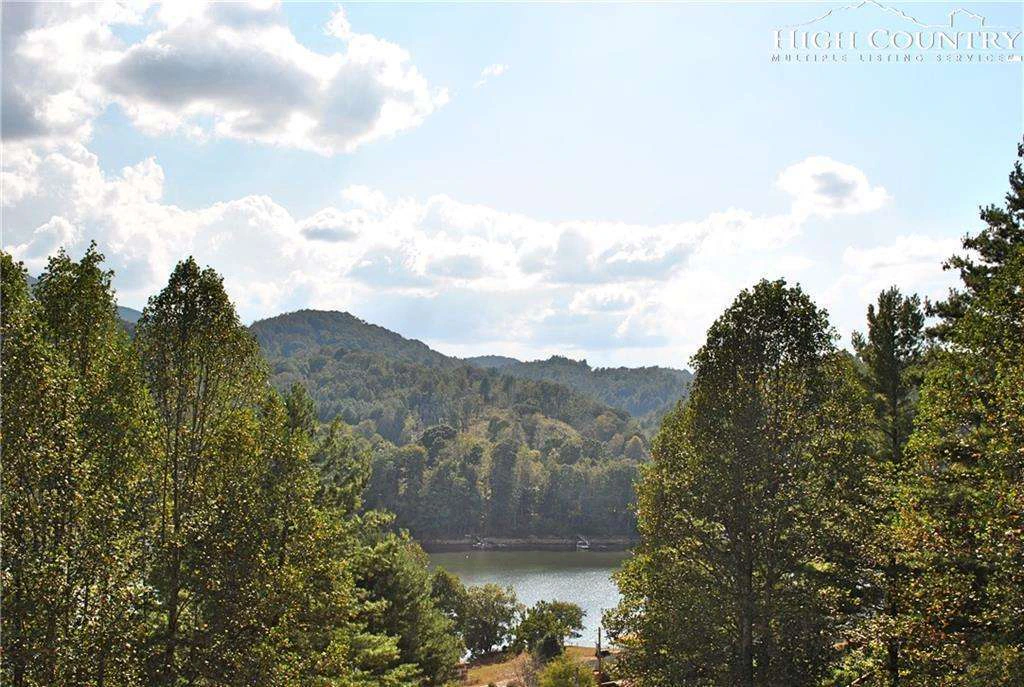 Image number 19 for the current listing