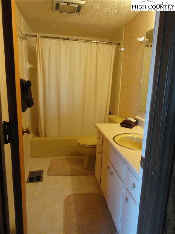Image number 9 for the current listing