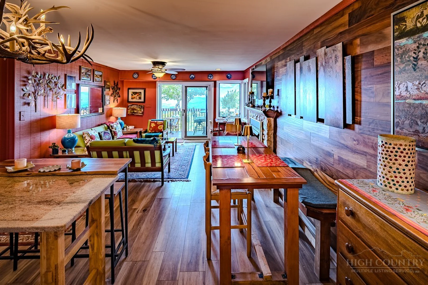 Image number 9 for the current listing