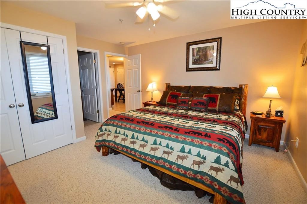 Image number 2 for the current listing