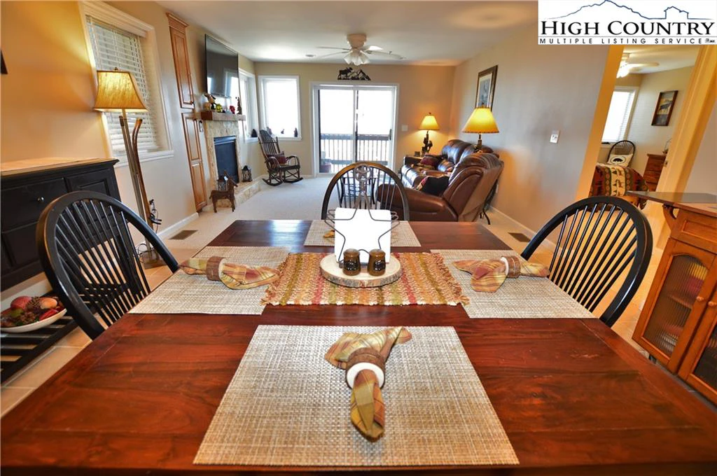 Image number 20 for the current listing
