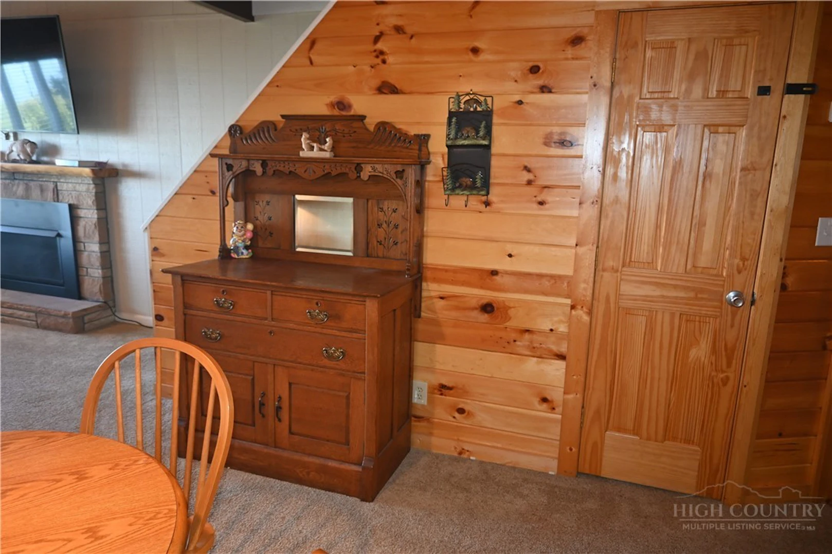 Image number 6 for the current listing