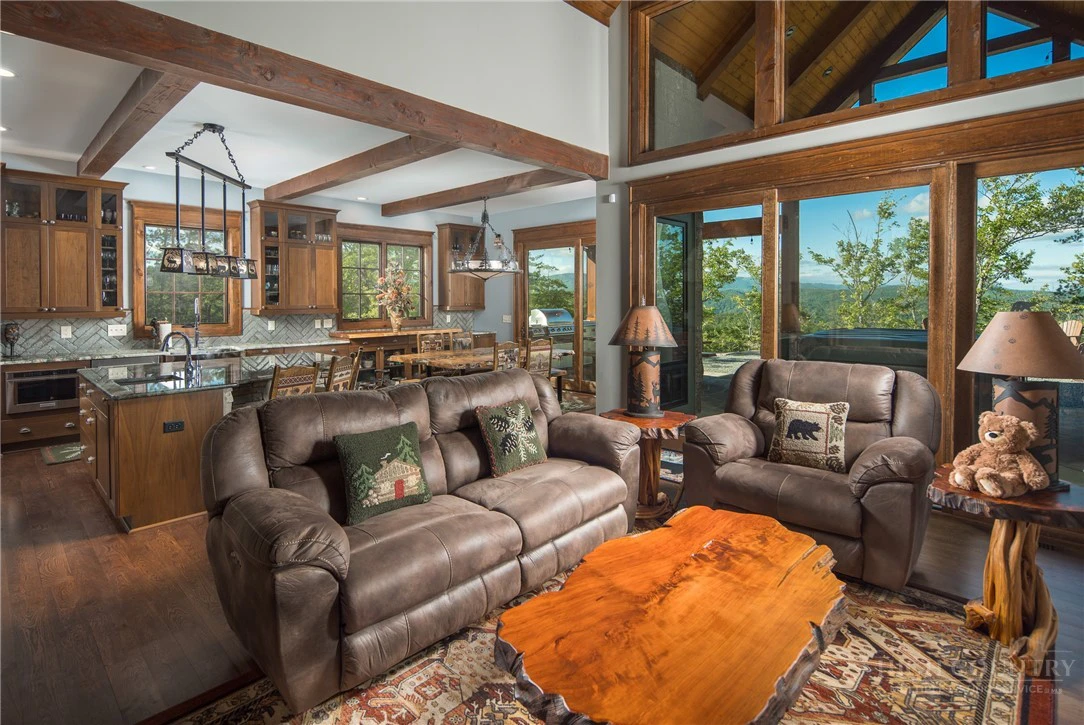 Image number 6 for the current listing