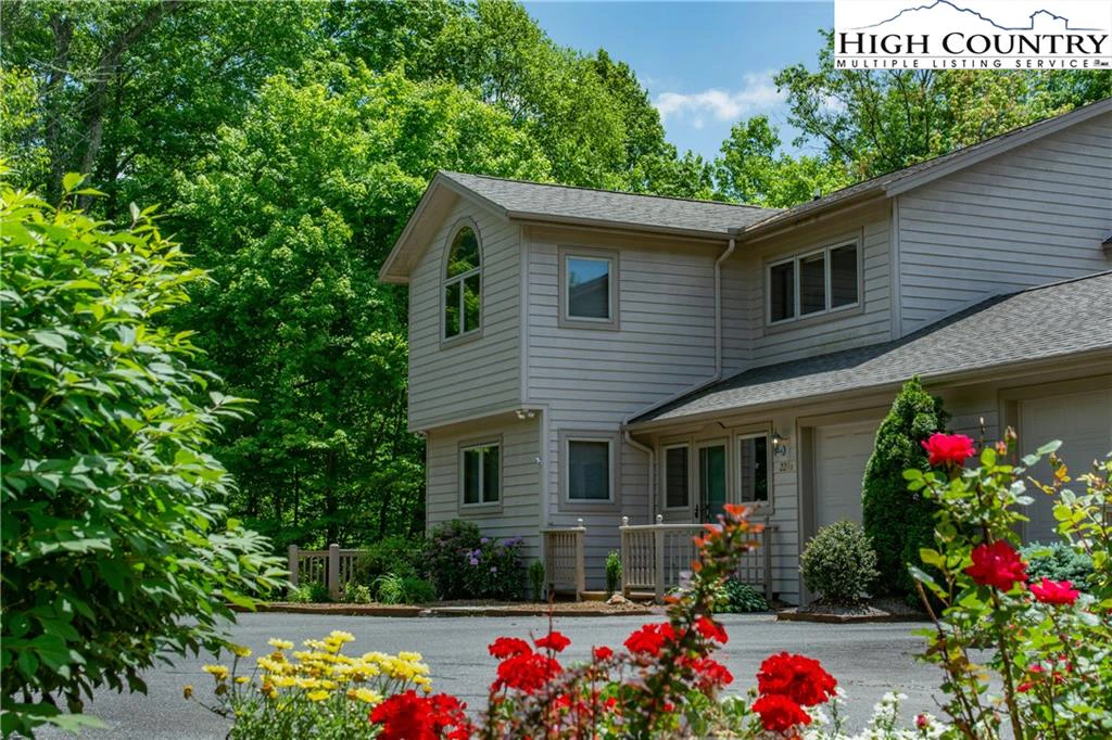 Image number 1 for the current listing