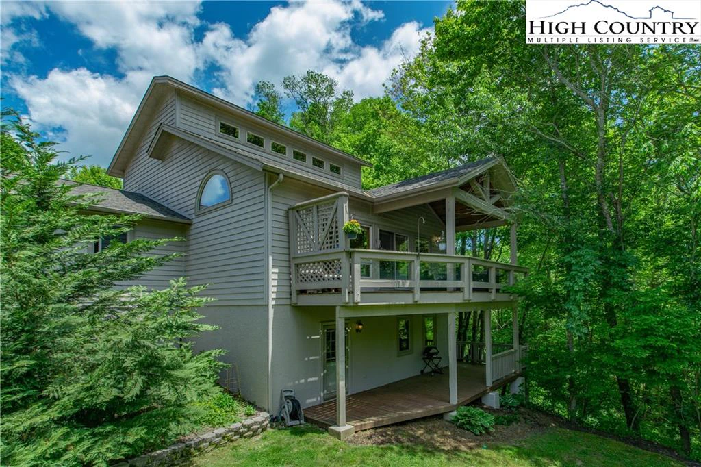 Image number 8 for the current listing