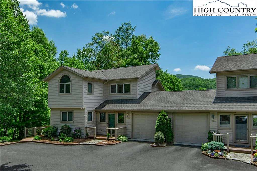Image number 5 for the current listing