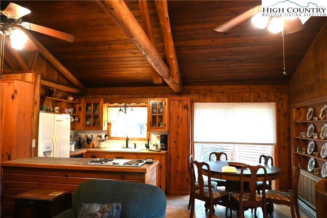 Image number 6 for the current listing