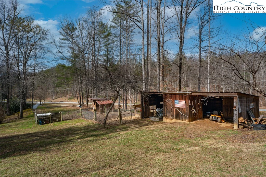 Image number 3 for the current listing