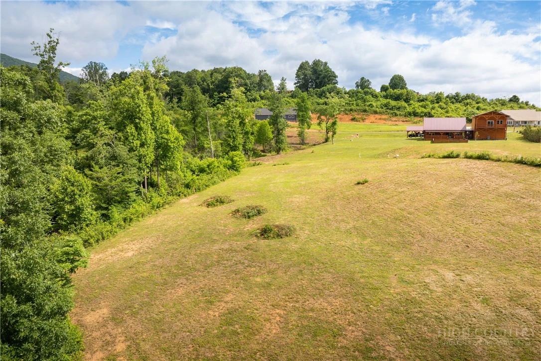Image number 9 for the current listing