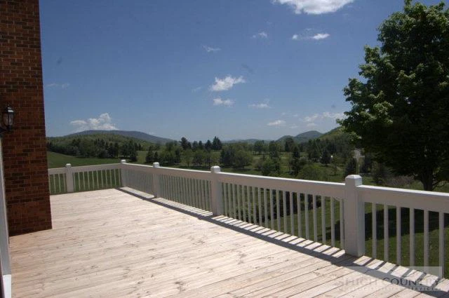 Image number 13 for the current listing