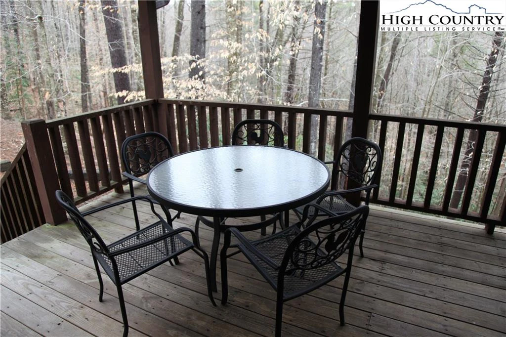 Image number 6 for the current listing