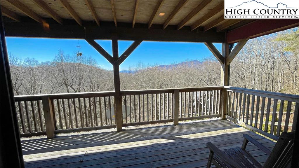 Image number 4 for the current listing
