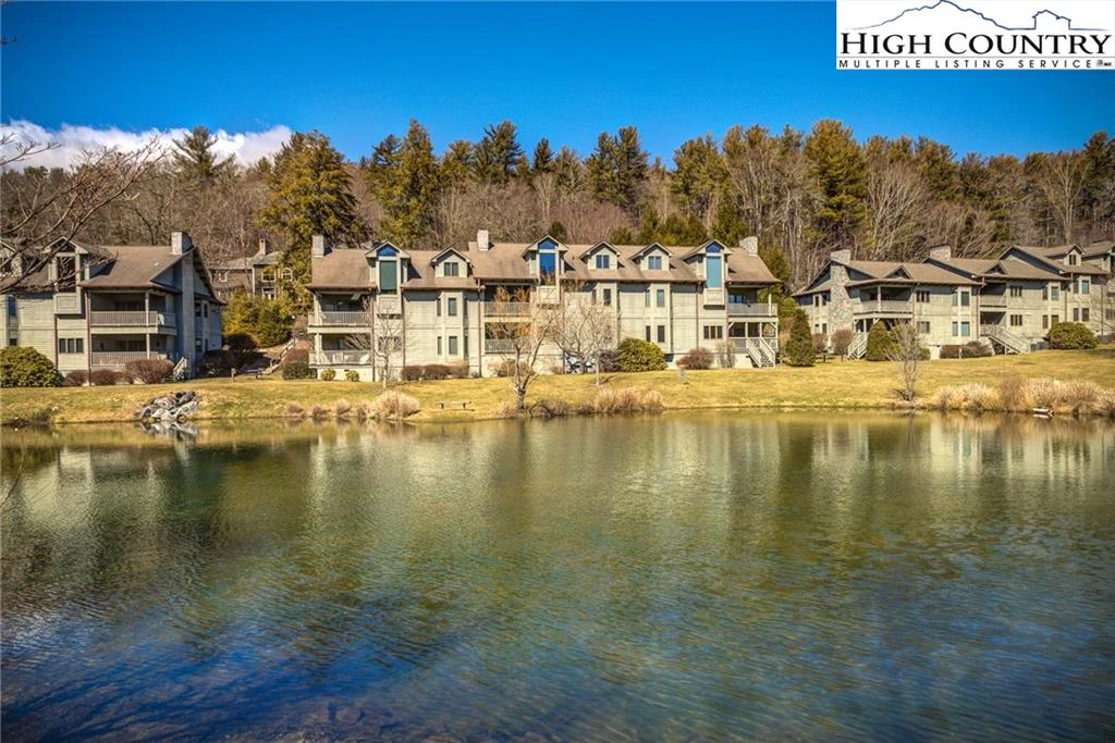 Image number 17 for the current listing