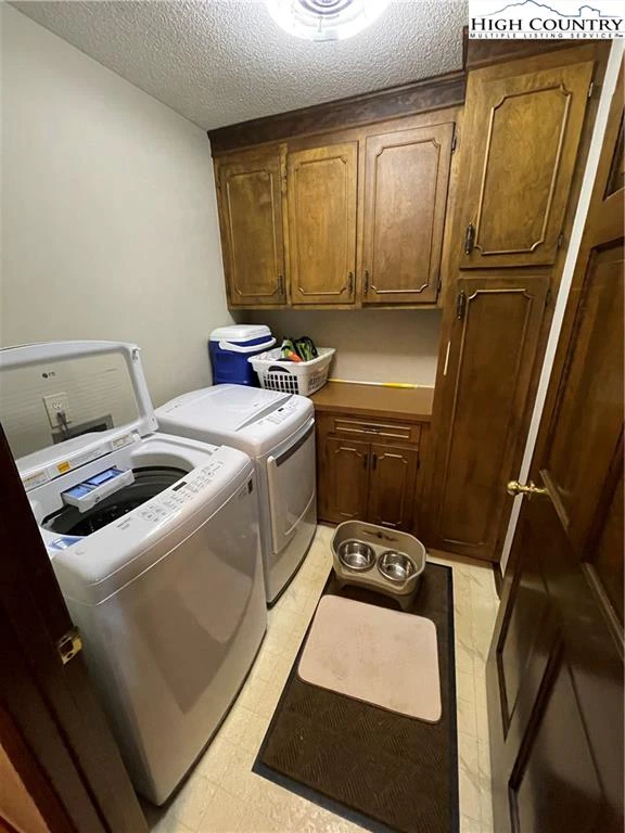 Image number 6 for the current listing