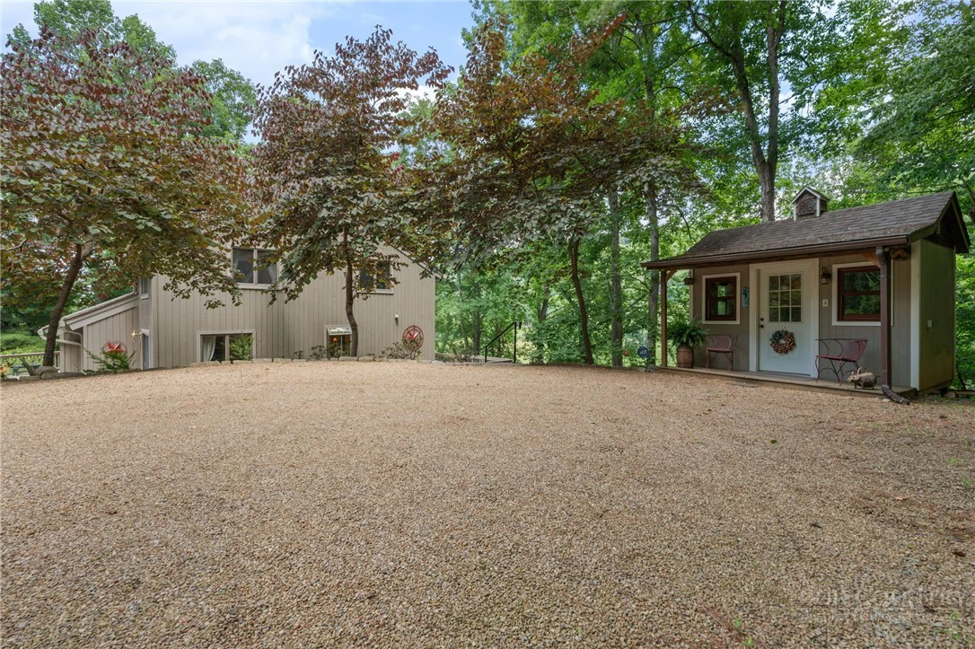 Image number 3 for the current listing