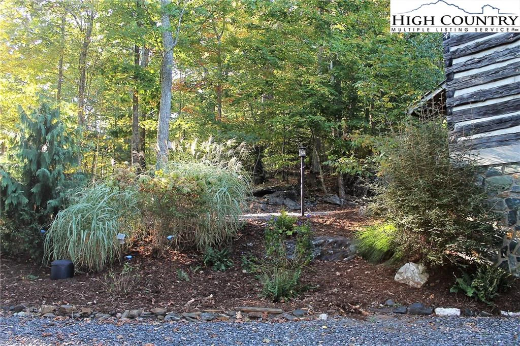 Image number 5 for the current listing
