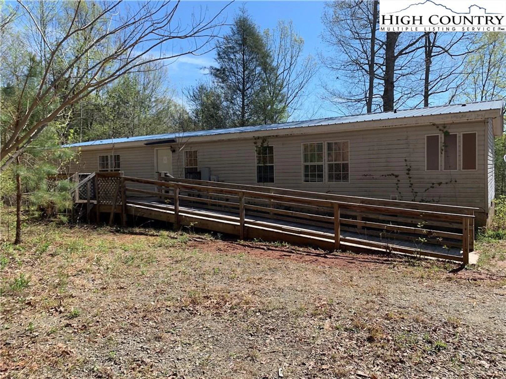 Image number 1 for the current listing
