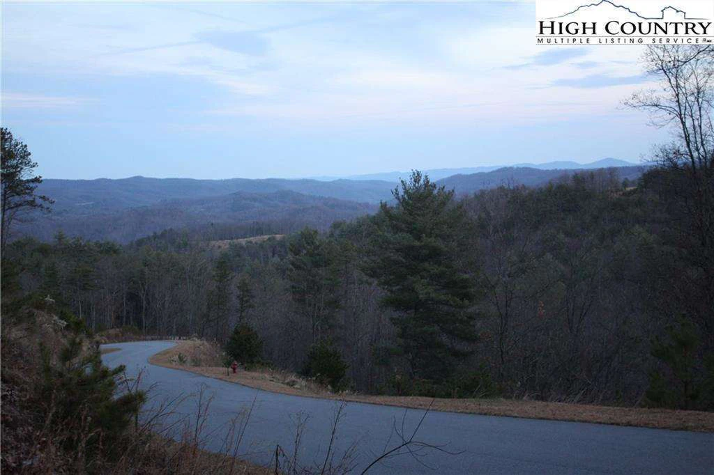 Image number 21 for the current listing