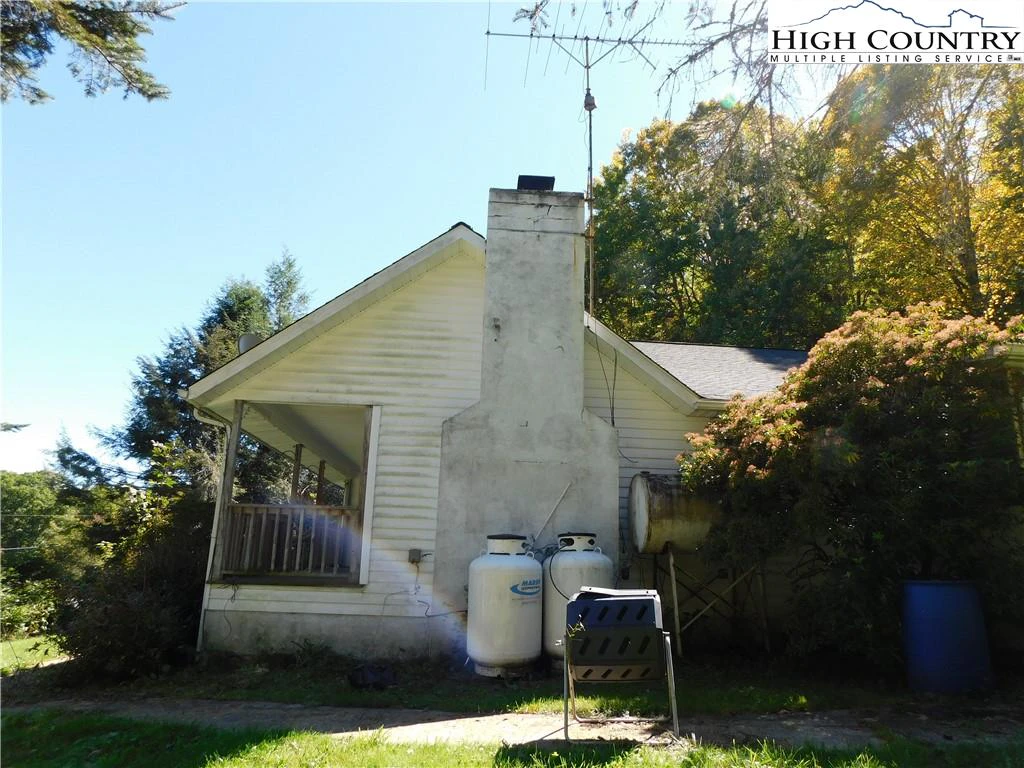 Image number 5 for the current listing