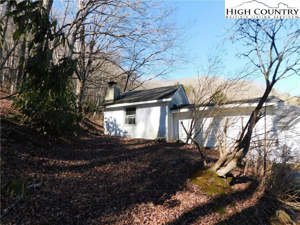 Image number 20 for the current listing