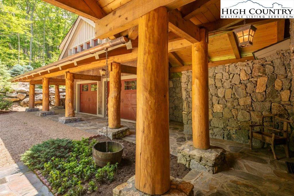 Image number 9 for the current listing