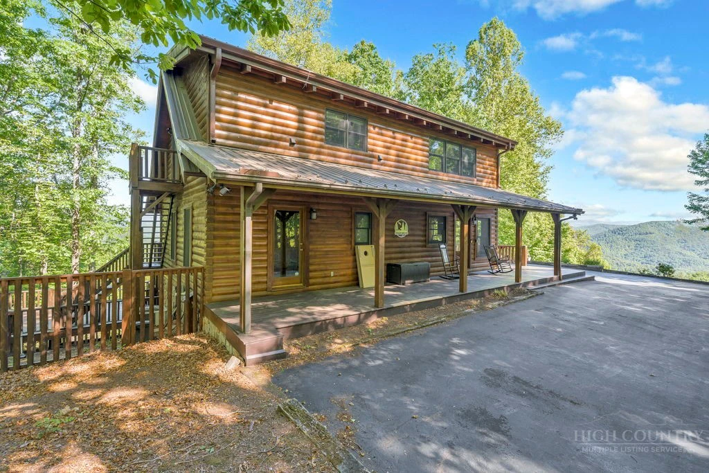 Image number 2 for the current listing