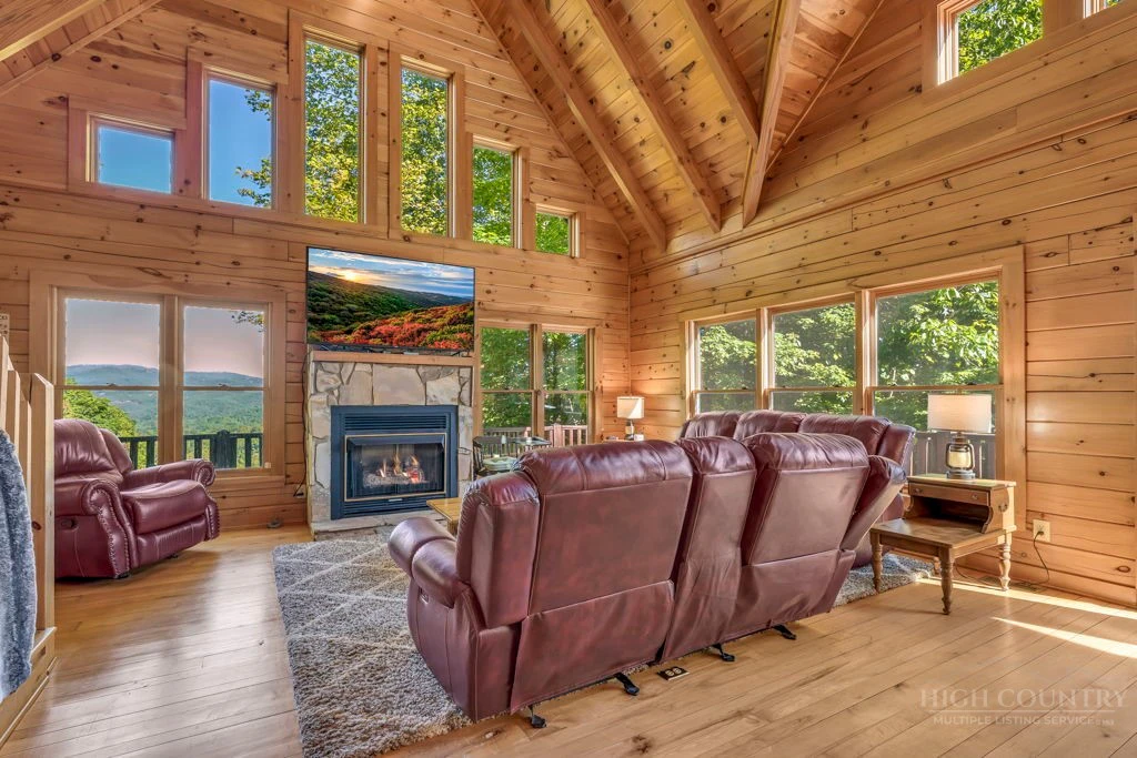 Image number 9 for the current listing