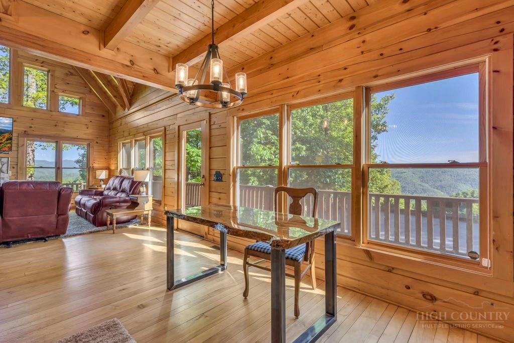 Image number 12 for the current listing