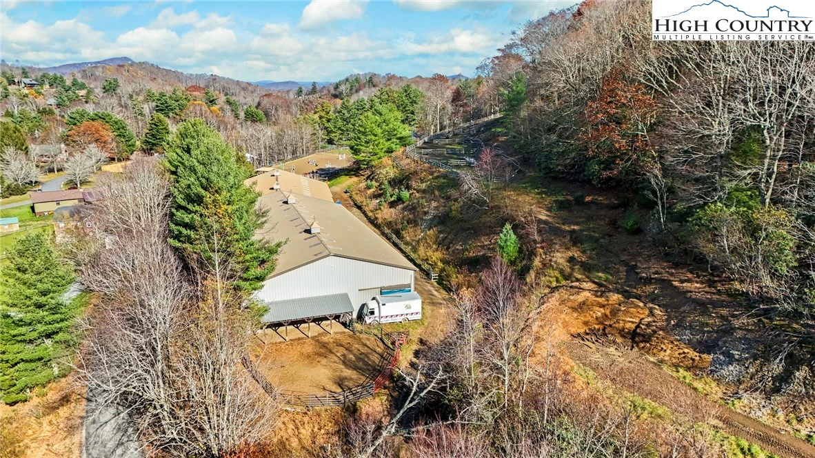 Image number 3 for the current listing