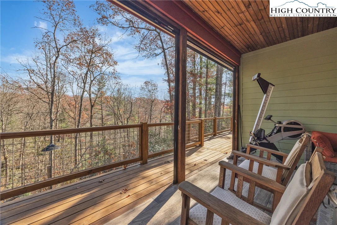Image number 2 for the current listing