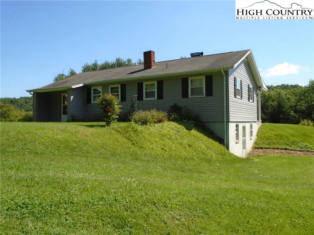 Image number 4 for the current listing
