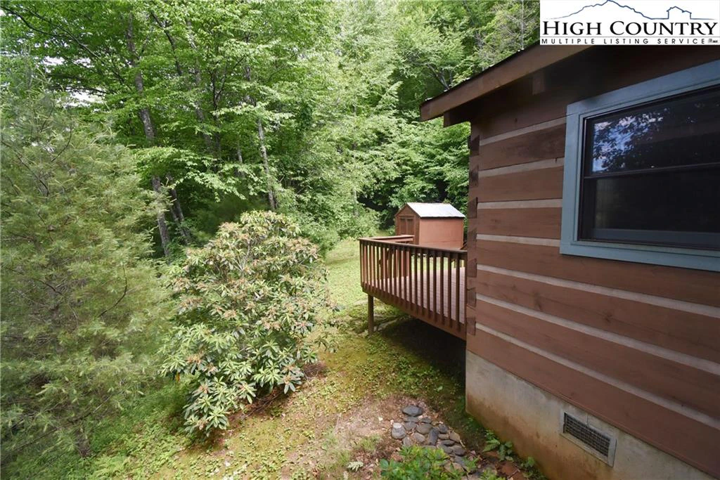 Image number 4 for the current listing