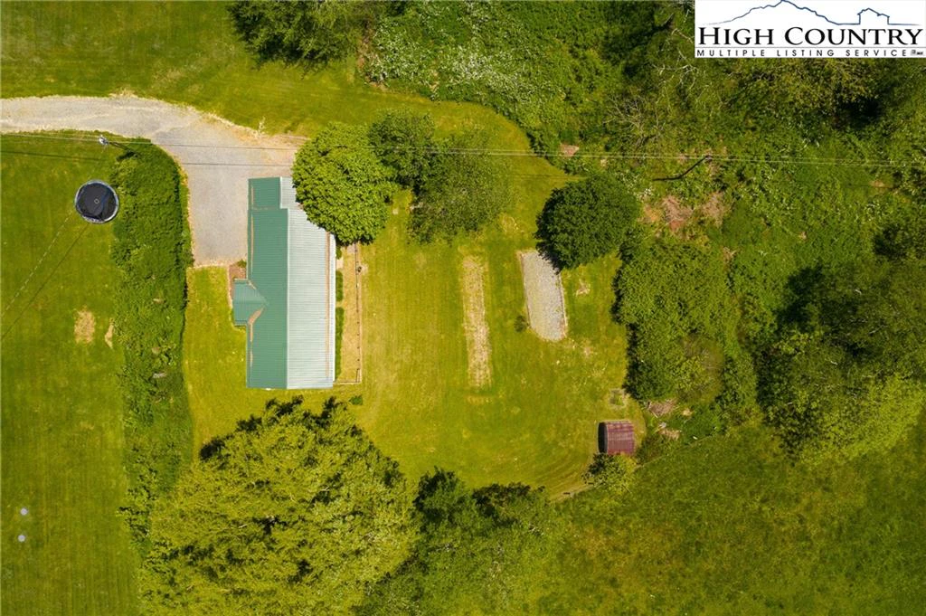 Image number 15 for the current listing