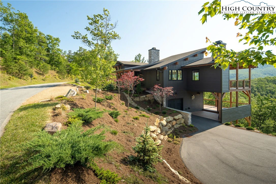 Image number 7 for the current listing