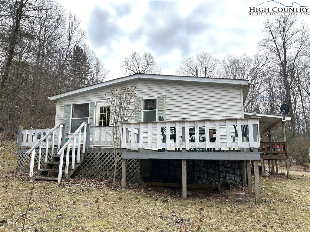 Image number 3 for the current listing