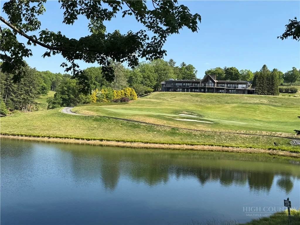 Image number 5 for the current listing