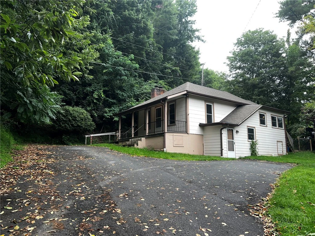 Image number 3 for the current listing