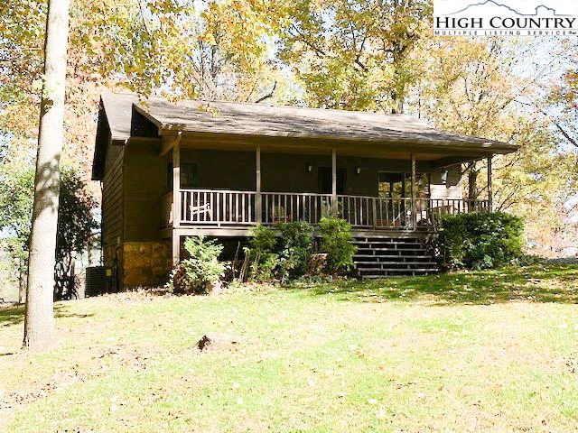 Image number 1 for the current listing
