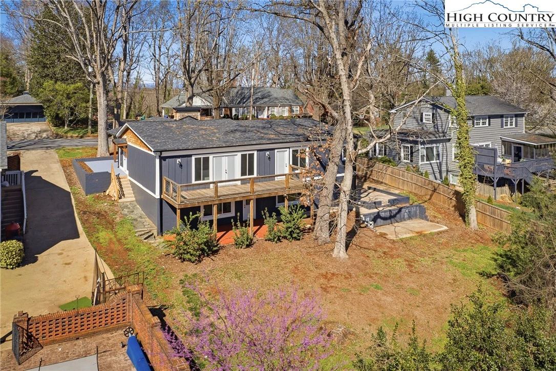 Image number 20 for the current listing